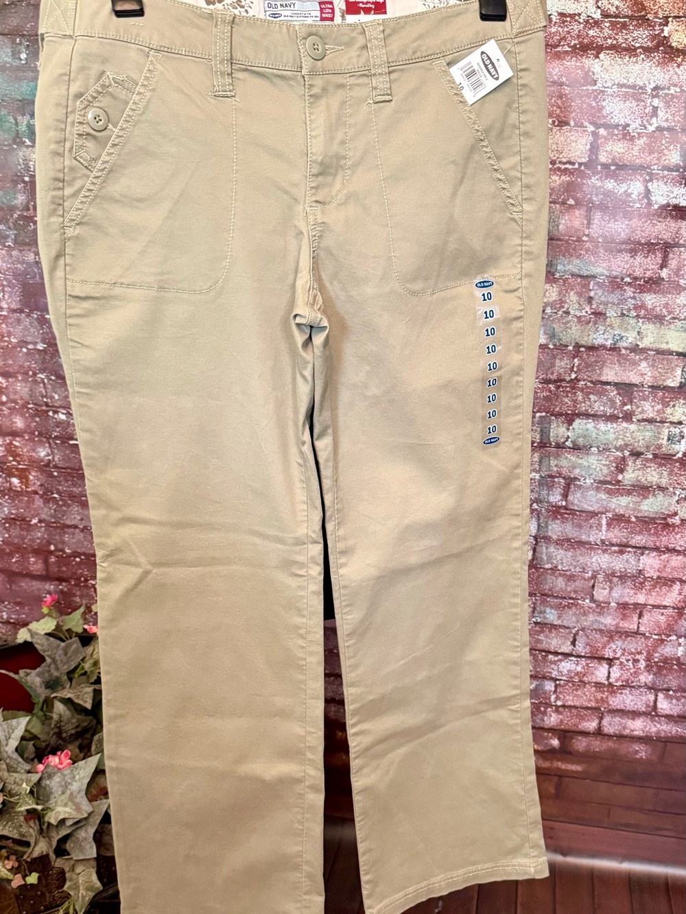 Old Navy Women's Boot Cut Pants in Khaki